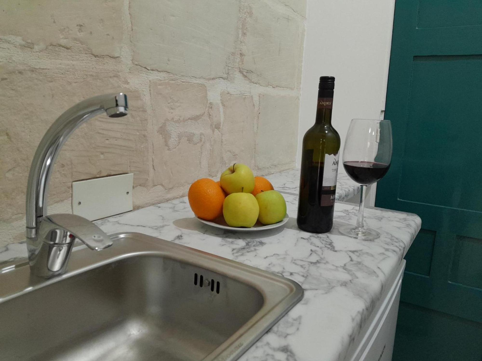 Limestone Suites Sliema Exterior foto